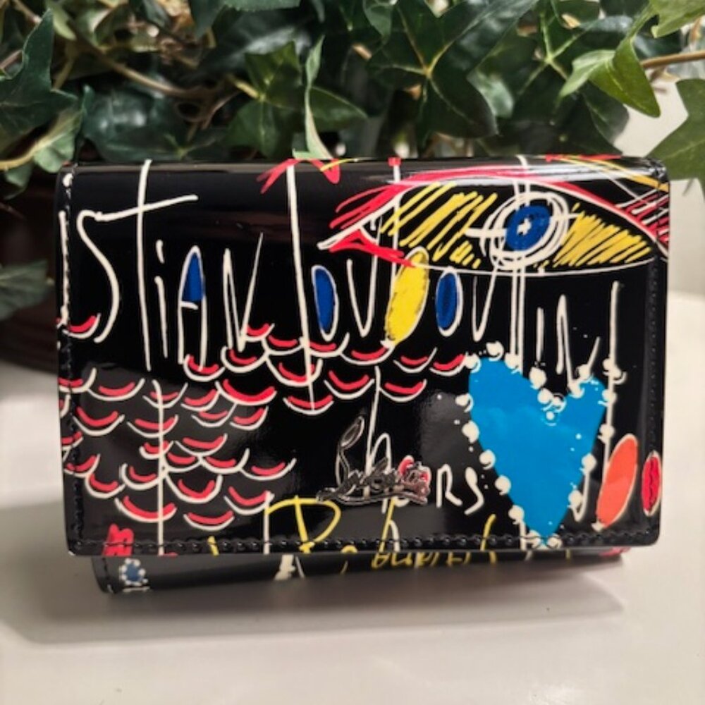 👠Christian Louboutin Loubitag Graffiti Patent Mini Trifold Wallet-RARE!